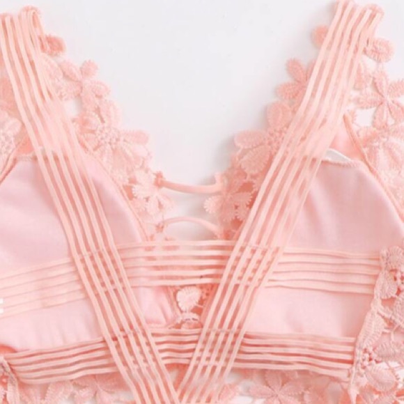 PEACHY PINK GUIPURE LACE CROCHET LONGLINE BRALETTE - Picture 3 of 15